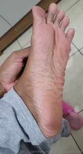 Lauraazevedoqueen1 part 43