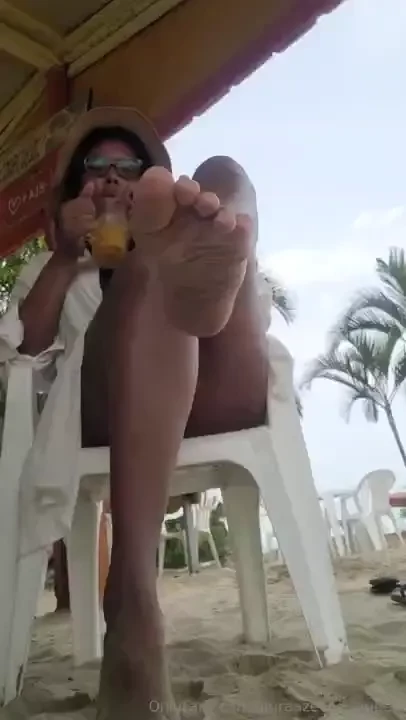 Lauraazevedoqueen1 part 117 