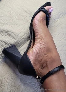 Lauraazevedoqueen1 part 72