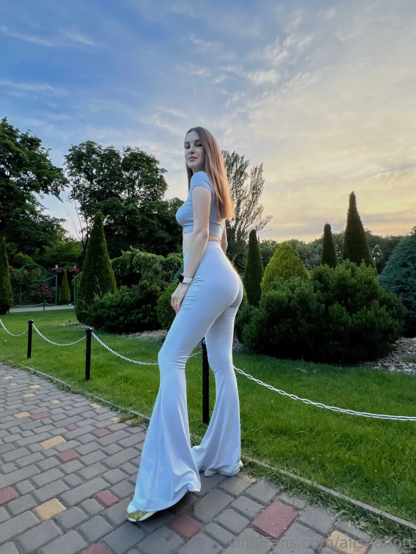 I love evening walks before bed 