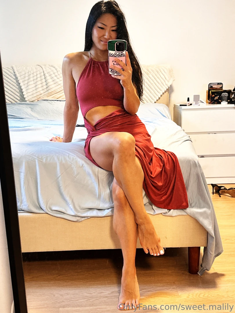 Unlock to spread my legs and lift my dress 