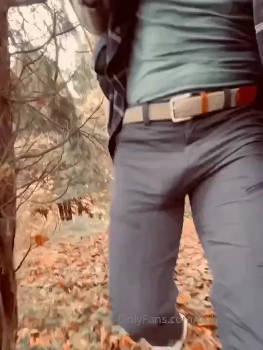 Some more gifs from my new sexy cargos bulge video enjoy the bulge part 1 