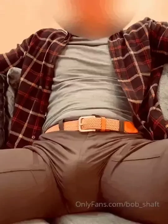 Some more gifs from my new sexy cargos bulge video enjoy the bulge 