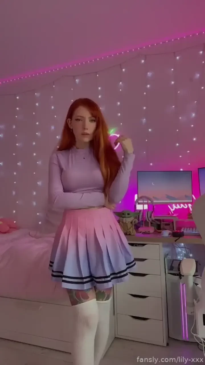 What fyp redhead ginger egirl petite noppv altgirl tattoos tattooed part 1 