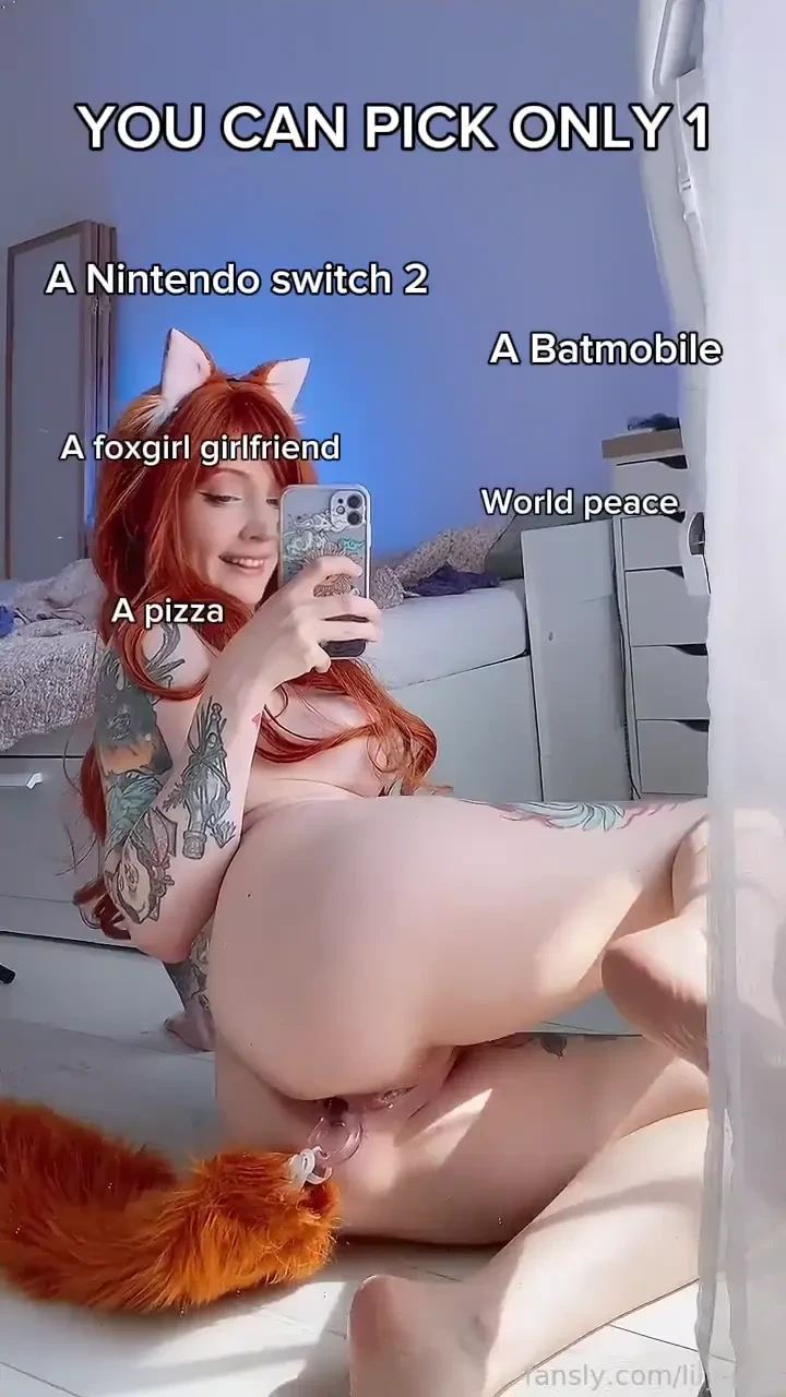 What it s going to be redhead foxgirl nopanties tailplug analplug 