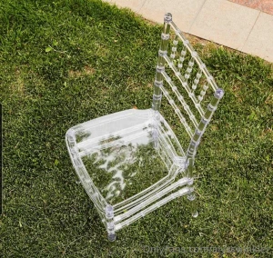So i have a new video idea i want to make i found clear chairs that i