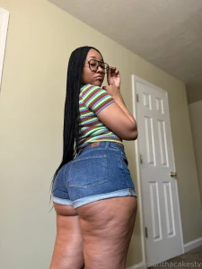 Want to watch me take my shorts off