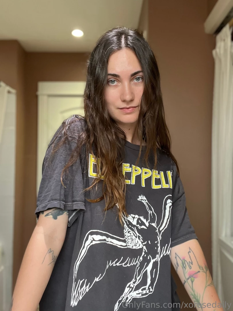 Lazy night wanna join me 