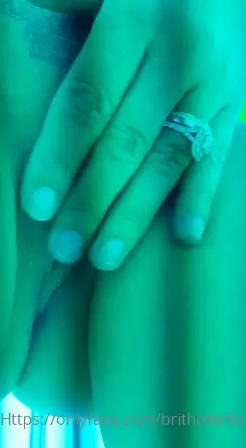 Had a little play in the sunbed x x 