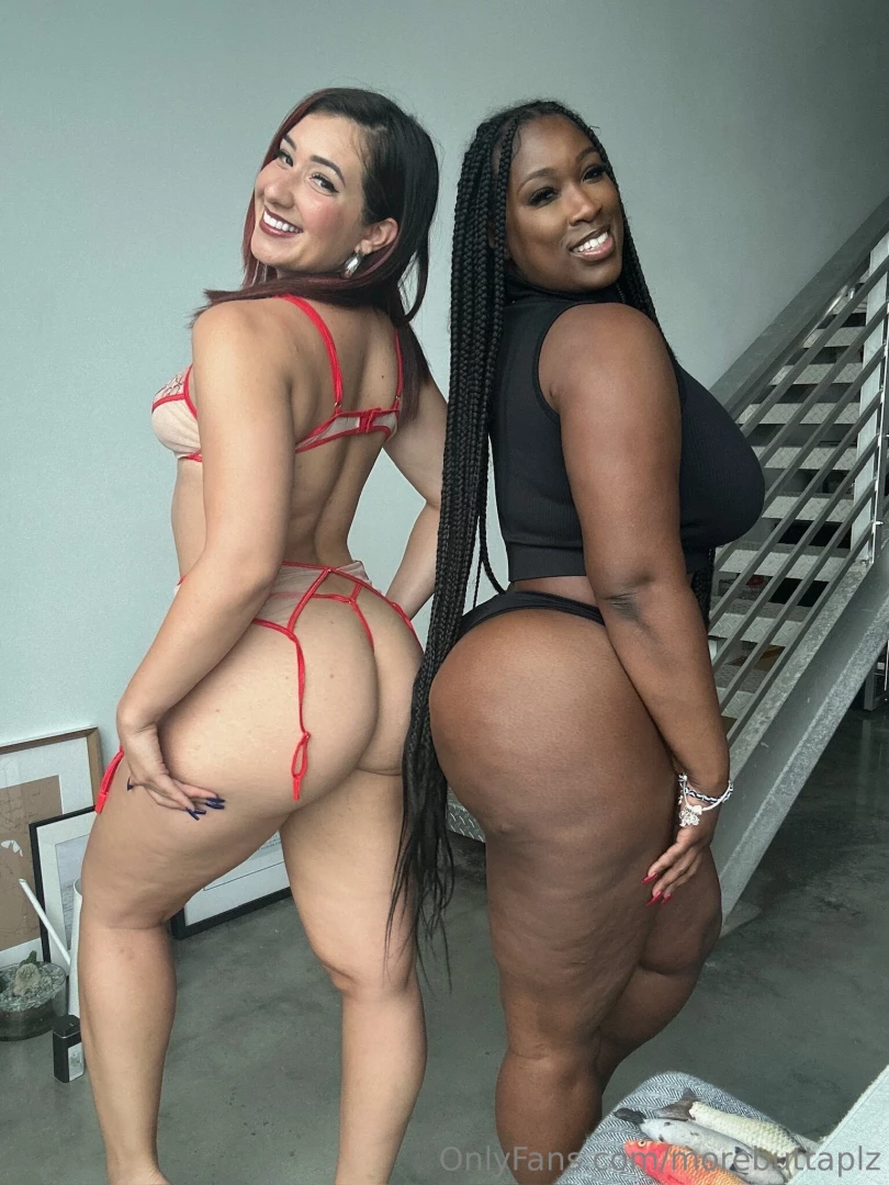 Two hotties together i miss so much my girl 