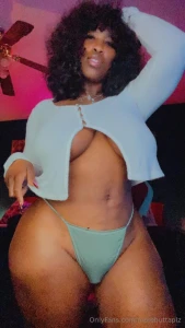 Something is missing in the pic right