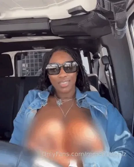 Tip me tuesday you give me 15 and i ll give you two juicy girls 