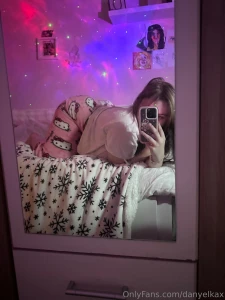 Na co tak asi ek m v tom pel ku s t m vy pulen m zade kem kdy mi tady