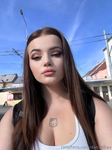 Dneska je kr sn dneska by to lo