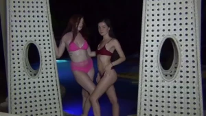 Bikini modeling vid w zhaddie grey zhaddie is my other roommate she s