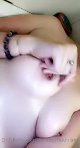 Showing off my soaking wet body