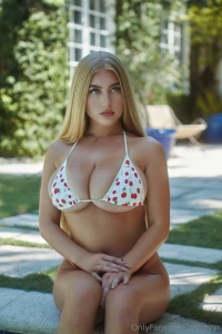 Sit and look pretty