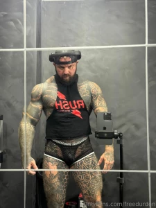 This hotel got some good lighting part 2