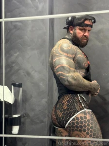 This hotel got some good lighting