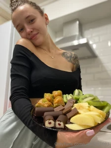 A movie snackset for me what to watch tonight