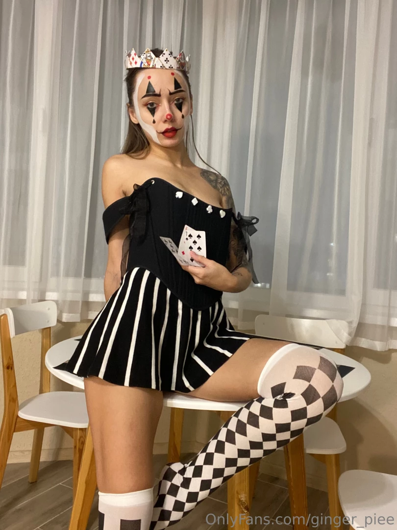 Hello everyone my mysterious friends this halloween i would like to 