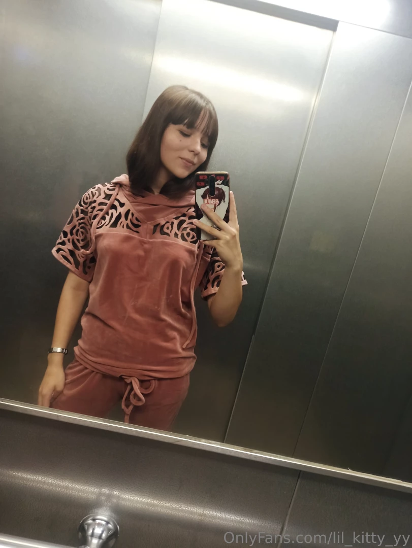 I found a photo with a bob haircut how does it look better on me 