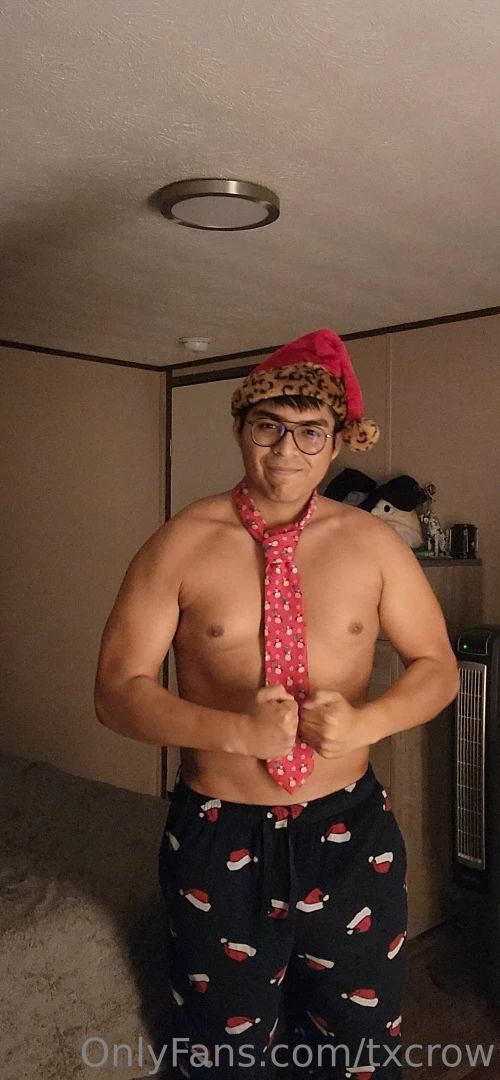 We re halfway through the holiday season i m already wrapping myself part 1 