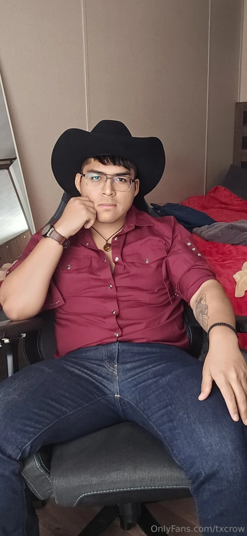 Had a rain out at work today so was able to make a video i wore a bit 