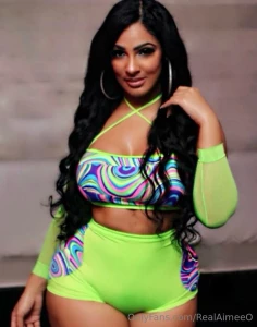 These club photographers do horrible at editing outfit cute though tip