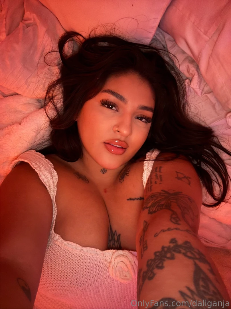 Reminder to take a moment to appreciate the present gratitude can take 