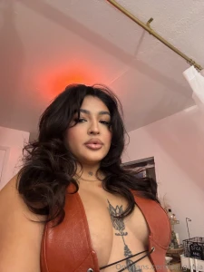 Hi loves had to take a couple days to reset after the busy holidays