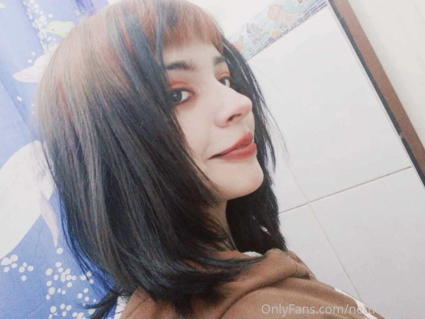 Wenaaas como va su viernes uwu 