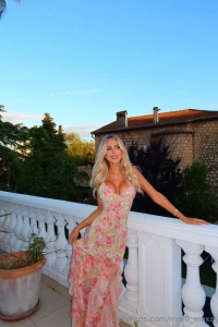 I knew this pic was trouble the second i saw it