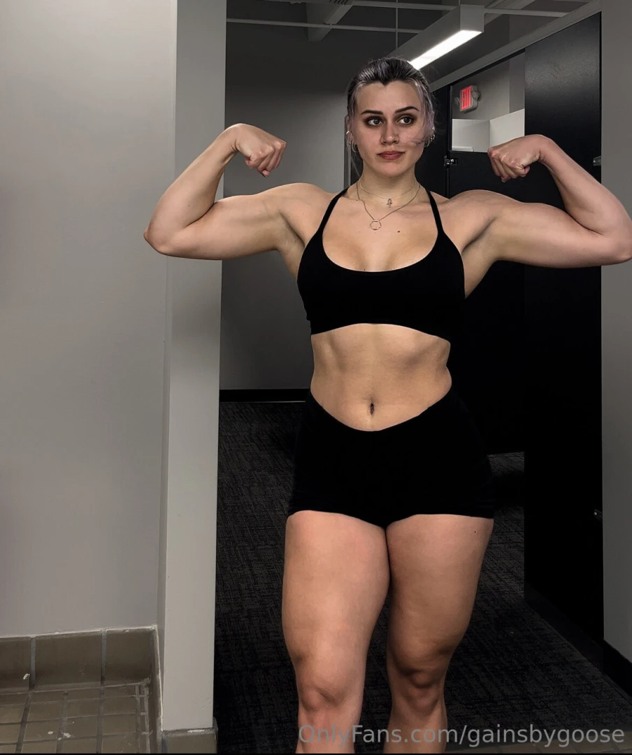 Bet you can t stop staring i don t blame you 