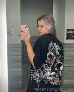 This black shirt s hiding a lot or is it