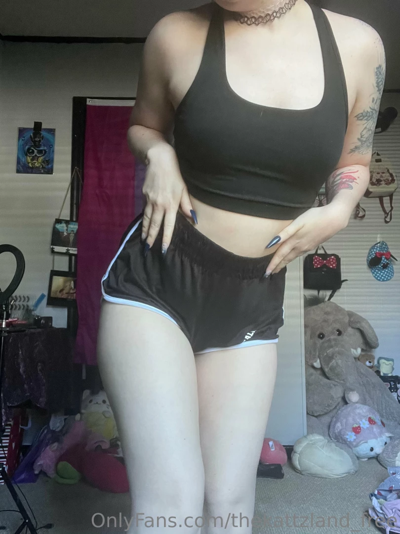 Reminder to subbbb to my main page for full access to alll of my 