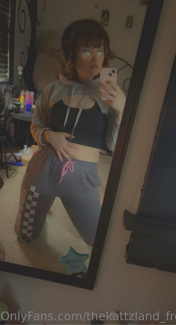 Is there a reason you are not my little pet right now _ thekattzland _ 