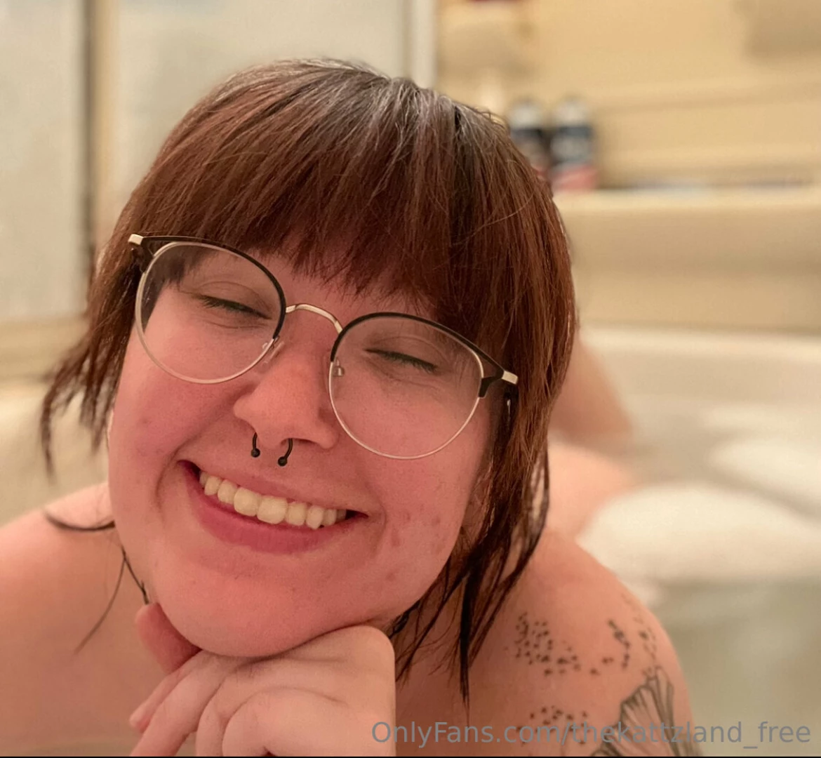 Just a reminder to go check out my main page where you can get more 