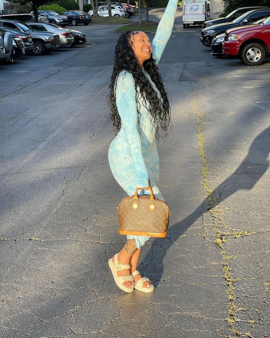 I get bored fast say something interesting 