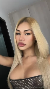 I can be the woman of your life