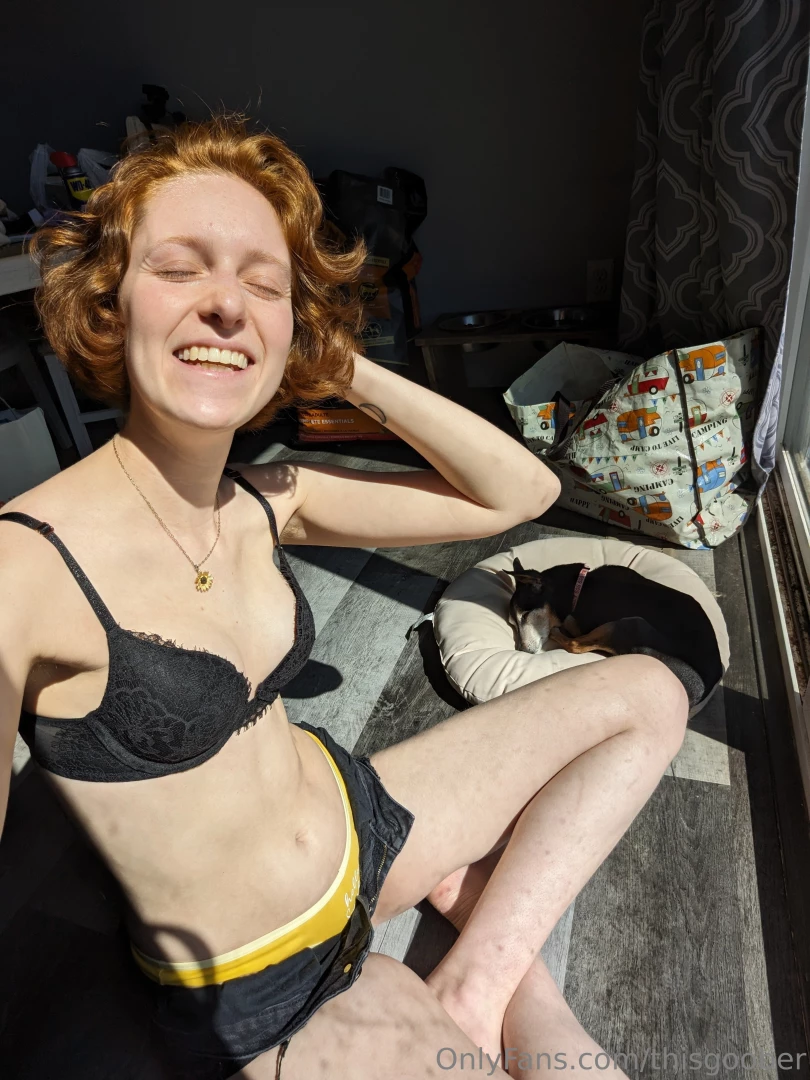 40 sexy photos of mainly my front side 40 photos is the max on here so 