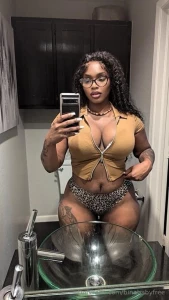 Hey baby do you miss me check dms