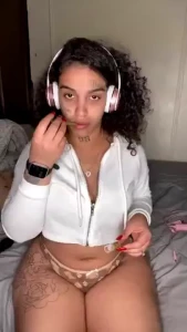 Stream started at 08 26 2024 04 08 pm your gamer girlfriend come join