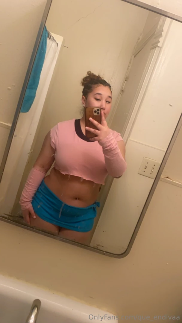 Mirror pics are da best 