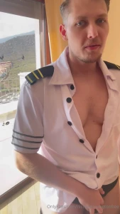 Do you have time before your flight i was just standing on the terrace