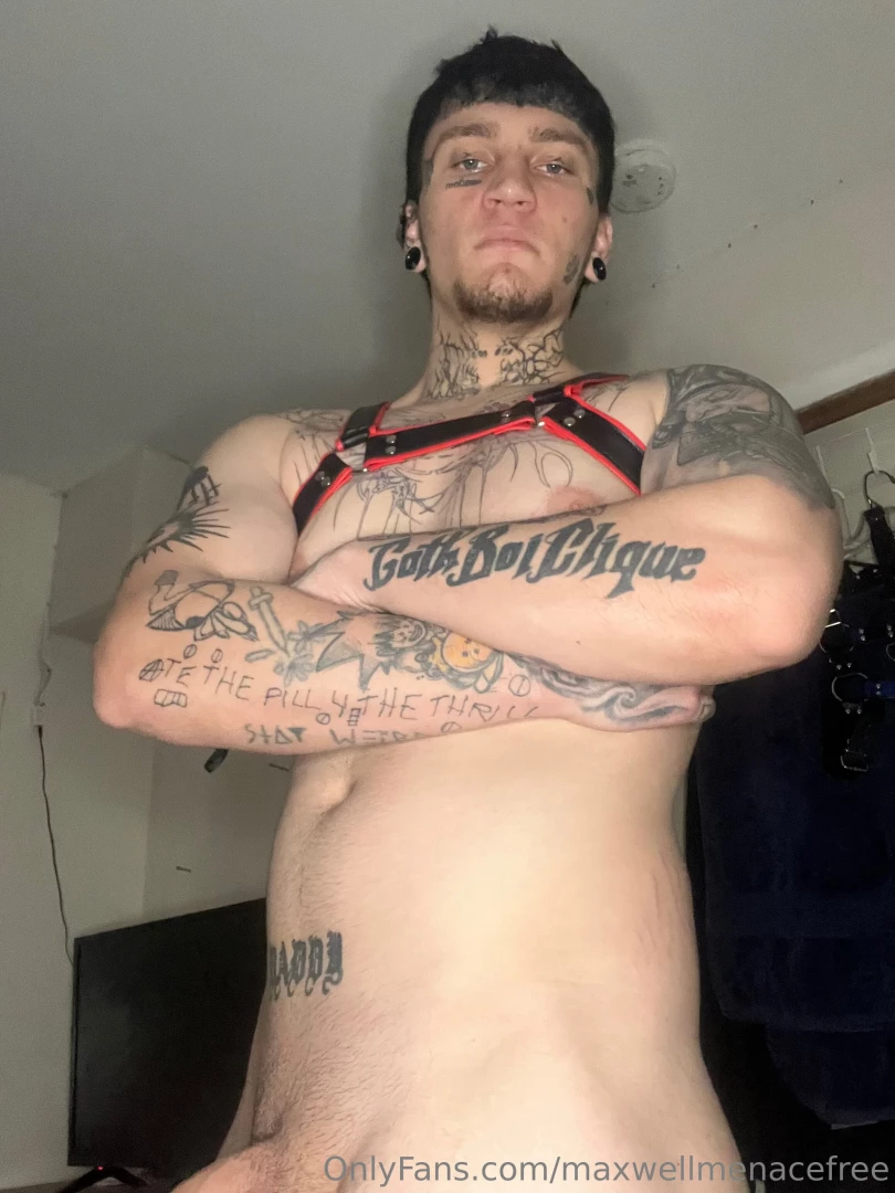 Hello to everyone new can t wait to make all of you cum hehe 