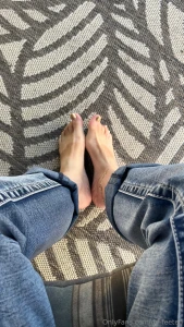 I need a new pedi what color should i go part 1