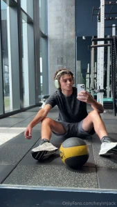 You do know there is 250 full length videos amp nudes on my vip