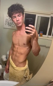 Have you seen my sexy boy next door friend yet cohen go watch him jerk
