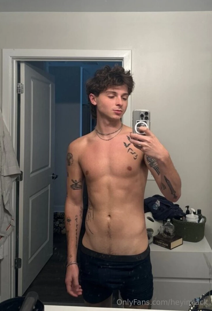 Link on my page bio for my twitch stream 